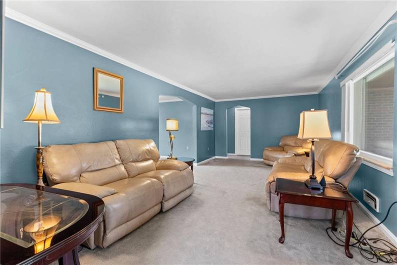 1709 Eben St, Pittsburgh, PA 15226, 3 Bedrooms Bedrooms, 8 Rooms Rooms,2 BathroomsBathrooms,Residential,For Sale,Eben St,1711586