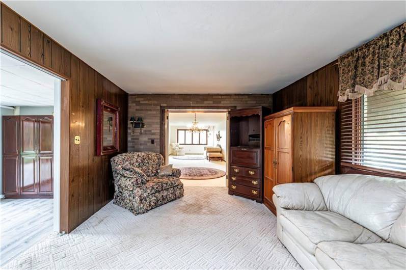 4045 Blue Willow, Irwin, PA 15642, 3 Bedrooms Bedrooms, ,2 BathroomsBathrooms,Residential,For Sale,Blue Willow,1711589