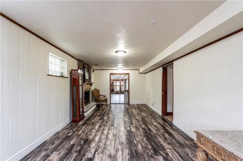 4045 Blue Willow, Irwin, PA 15642, 3 Bedrooms Bedrooms, ,2 BathroomsBathrooms,Residential,For Sale,Blue Willow,1711589