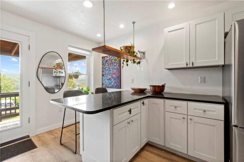 2212 Freeport Road, Pittsburgh, PA 15238, 2 Bedrooms Bedrooms, 7 Rooms Rooms,1 BathroomBathrooms,Residential,For Sale,Freeport Road,1711610