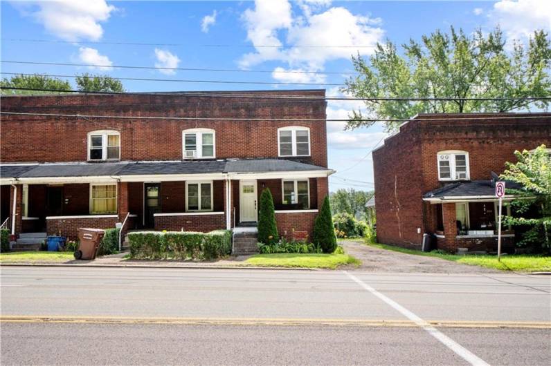 2212 Freeport Road, Pittsburgh, PA 15238, 2 Bedrooms Bedrooms, 7 Rooms Rooms,1 BathroomBathrooms,Residential,For Sale,Freeport Road,1711610