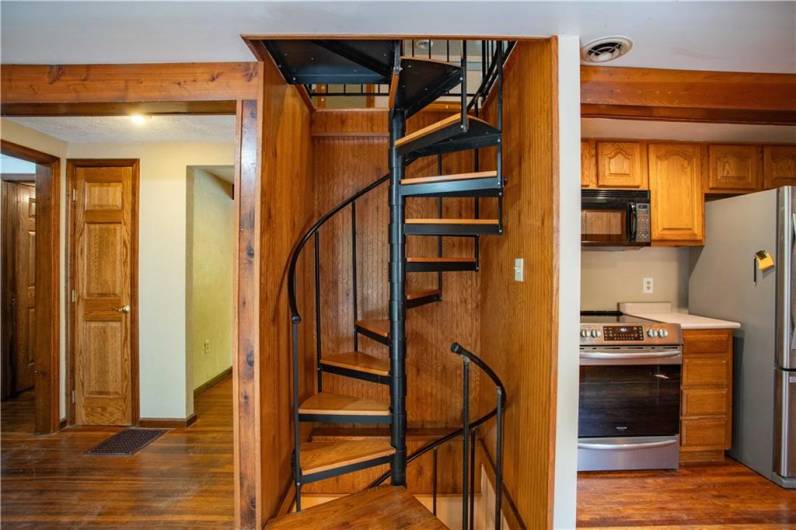 385 Wallace Run Road, Beaver Falls, PA 15010, 3 Bedrooms Bedrooms, 7 Rooms Rooms,2 BathroomsBathrooms,Residential,For Sale,Wallace Run Road,1711613