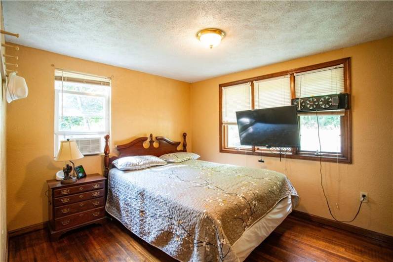 385 Wallace Run Road, Beaver Falls, PA 15010, 3 Bedrooms Bedrooms, 7 Rooms Rooms,2 BathroomsBathrooms,Residential,For Sale,Wallace Run Road,1711613