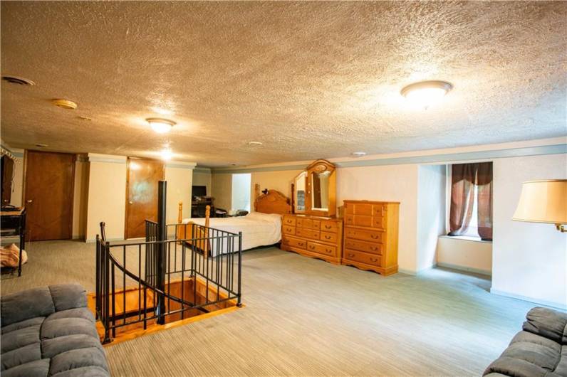 385 Wallace Run Road, Beaver Falls, PA 15010, 3 Bedrooms Bedrooms, 7 Rooms Rooms,2 BathroomsBathrooms,Residential,For Sale,Wallace Run Road,1711613