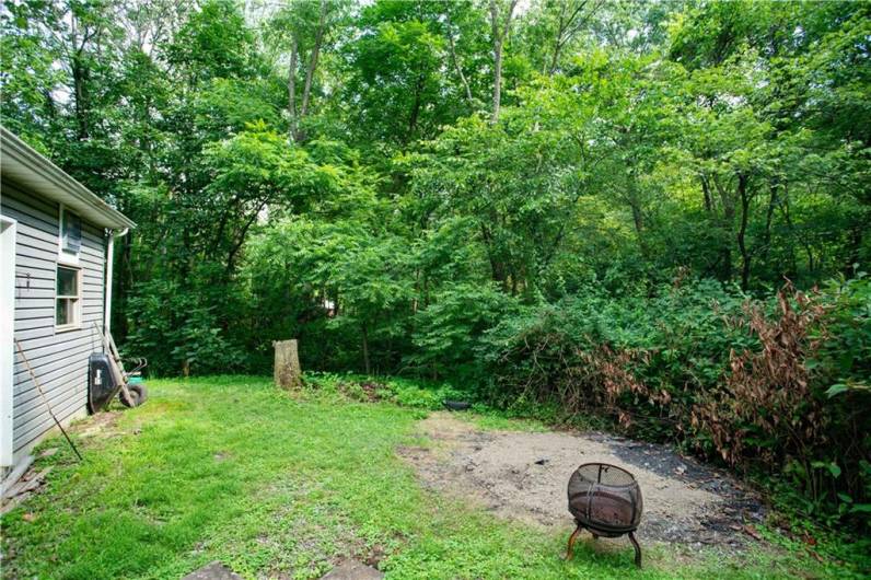 385 Wallace Run Road, Beaver Falls, PA 15010, 3 Bedrooms Bedrooms, 7 Rooms Rooms,2 BathroomsBathrooms,Residential,For Sale,Wallace Run Road,1711613