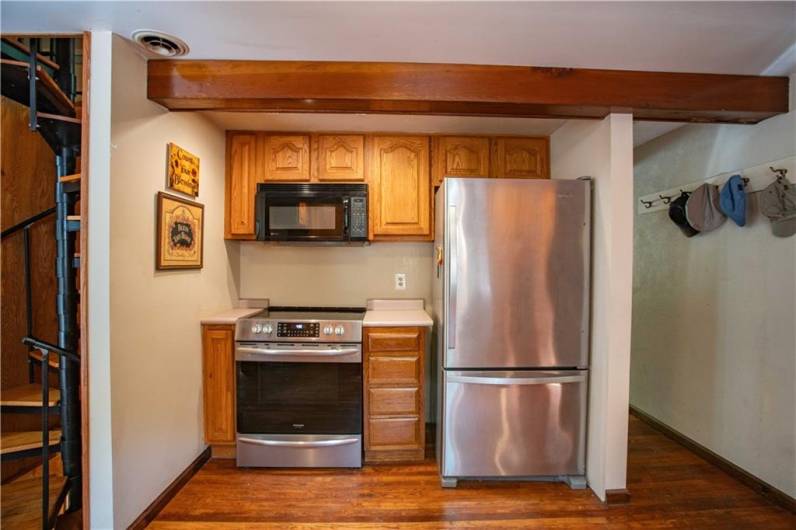 385 Wallace Run Road, Beaver Falls, PA 15010, 3 Bedrooms Bedrooms, 7 Rooms Rooms,2 BathroomsBathrooms,Residential,For Sale,Wallace Run Road,1711613