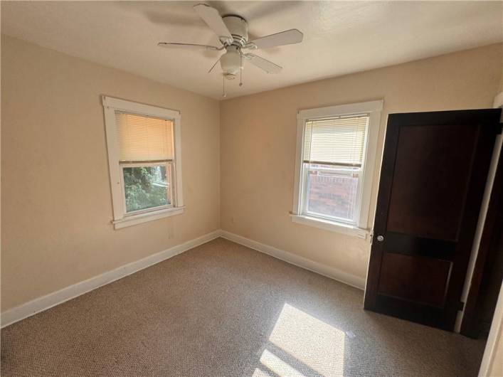2735 Pyramid Ave, Pittsburgh, PA 15227, 2 Bedrooms Bedrooms, ,1 BathroomBathrooms,Lease,For Sale,Pyramid Ave,1711625