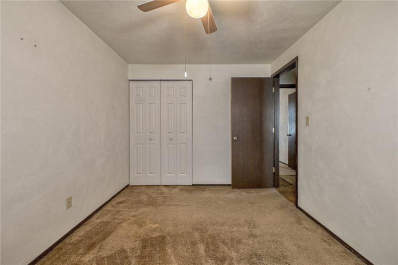 119 Park, Derry, PA 15627, 3 Bedrooms Bedrooms, 8 Rooms Rooms,1 BathroomBathrooms,Residential,For Sale,Park,1711638