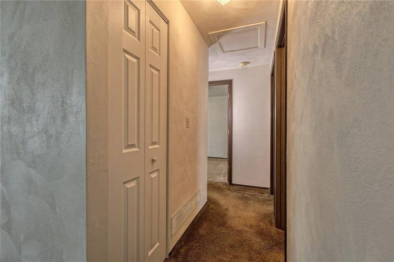 119 Park, Derry, PA 15627, 3 Bedrooms Bedrooms, 8 Rooms Rooms,1 BathroomBathrooms,Residential,For Sale,Park,1711638