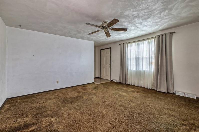119 Park, Derry, PA 15627, 3 Bedrooms Bedrooms, 8 Rooms Rooms,1 BathroomBathrooms,Residential,For Sale,Park,1711638