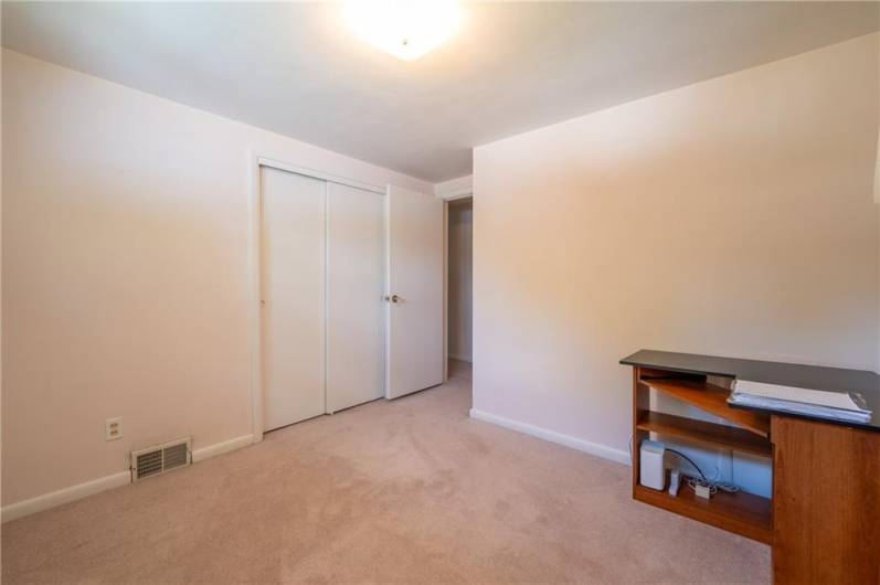 1936 Sylvan Ave, Latrobe, PA 15650, 3 Bedrooms Bedrooms, ,2 BathroomsBathrooms,Residential,For Sale,Sylvan Ave,1711647