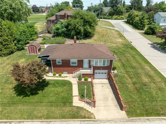 1936 Sylvan Ave, Latrobe, PA 15650, 3 Bedrooms Bedrooms, ,2 BathroomsBathrooms,Residential,For Sale,Sylvan Ave,1711647