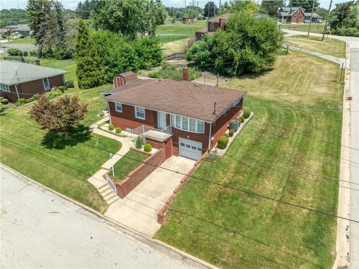 1936 Sylvan Ave, Latrobe, PA 15650, 3 Bedrooms Bedrooms, ,2 BathroomsBathrooms,Residential,For Sale,Sylvan Ave,1711647