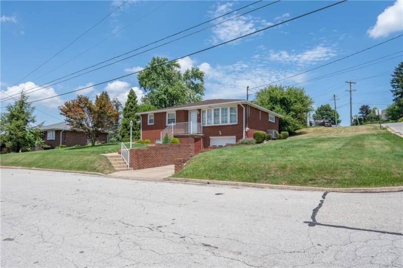 1936 Sylvan Ave, Latrobe, PA 15650, 3 Bedrooms Bedrooms, ,2 BathroomsBathrooms,Residential,For Sale,Sylvan Ave,1711647