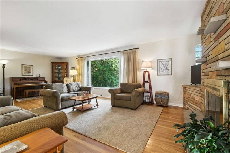 50 Alexander Place, Pittsburgh, PA 15243, 4 Bedrooms Bedrooms, 13 Rooms Rooms,3 BathroomsBathrooms,Residential,For Sale,Alexander Place,0,1711657