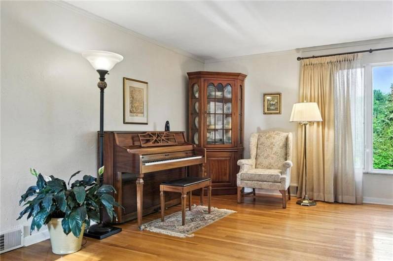 50 Alexander Place, Pittsburgh, PA 15243, 4 Bedrooms Bedrooms, 13 Rooms Rooms,3 BathroomsBathrooms,Residential,For Sale,Alexander Place,0,1711657