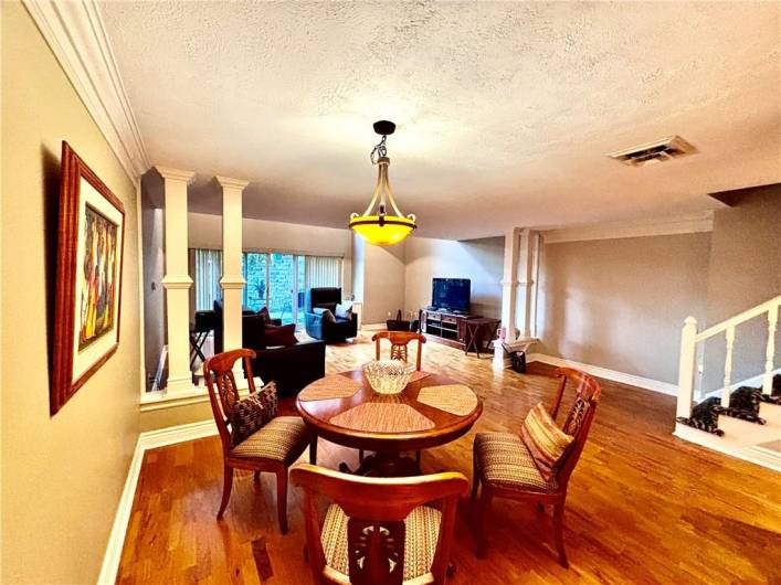 4007 Charlemagne Cir, Pittsburgh, PA 15237, 2 Bedrooms Bedrooms, 7 Rooms Rooms,2.1 BathroomsBathrooms,Residential,For Sale,Charlemagne Cir,1711659