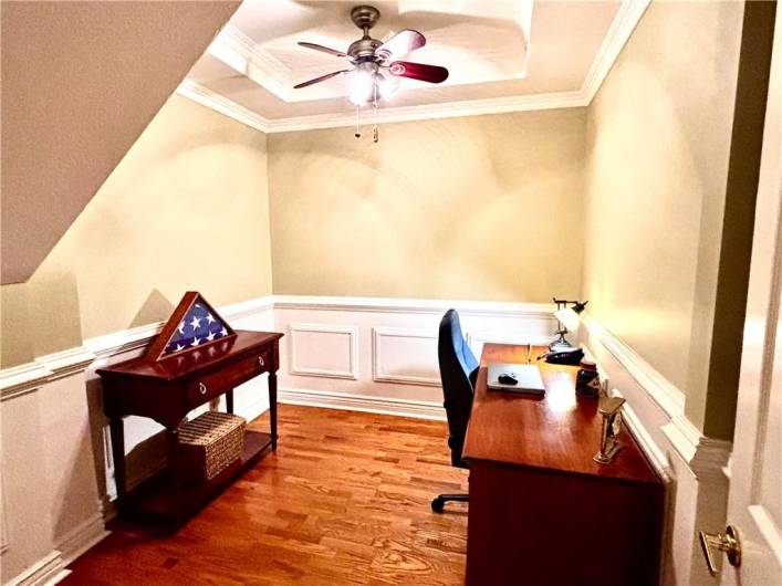 4007 Charlemagne Cir, Pittsburgh, PA 15237, 2 Bedrooms Bedrooms, 7 Rooms Rooms,2.1 BathroomsBathrooms,Residential,For Sale,Charlemagne Cir,1711659