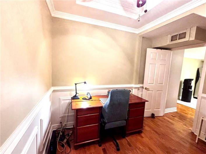 4007 Charlemagne Cir, Pittsburgh, PA 15237, 2 Bedrooms Bedrooms, 7 Rooms Rooms,2.1 BathroomsBathrooms,Residential,For Sale,Charlemagne Cir,1711659