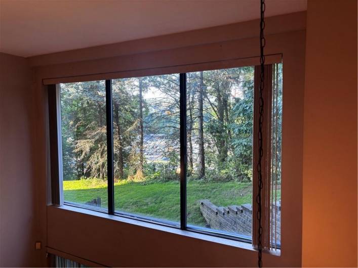 4007 Charlemagne Cir, Pittsburgh, PA 15237, 2 Bedrooms Bedrooms, 7 Rooms Rooms,2.1 BathroomsBathrooms,Residential,For Sale,Charlemagne Cir,1711659