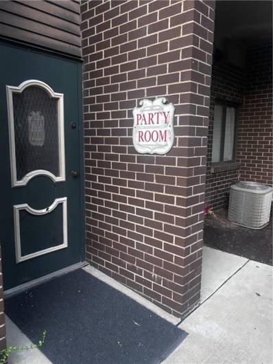 4007 Charlemagne Cir, Pittsburgh, PA 15237, 2 Bedrooms Bedrooms, 7 Rooms Rooms,2.1 BathroomsBathrooms,Residential,For Sale,Charlemagne Cir,1711659