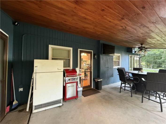 112 Redwing Drive, New Alexandria, PA 15670, 2 Bedrooms Bedrooms, ,1 BathroomBathrooms,Residential,For Sale,Redwing Drive,1711660
