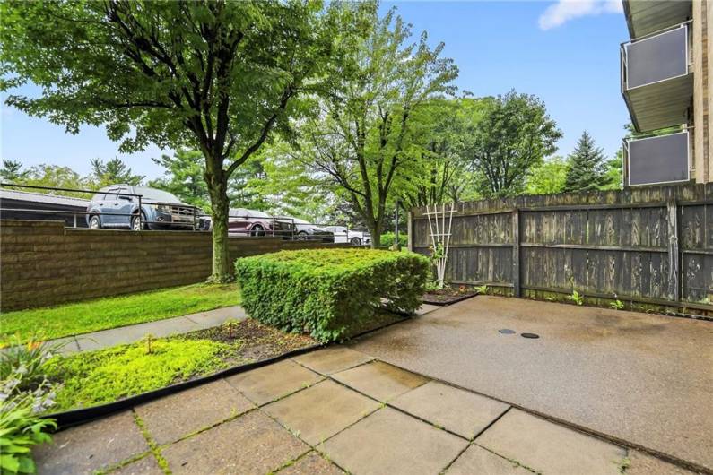 820 Beau St, Washington, PA 15301, 1 Bedroom Bedrooms, ,1 BathroomBathrooms,Residential,For Sale,Beau St,1711669