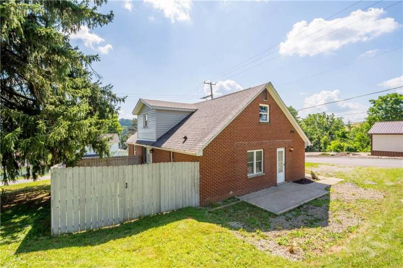 57 Welcome Street, Fredericktown, PA 15333, 4 Bedrooms Bedrooms, 9 Rooms Rooms,2 BathroomsBathrooms,Residential,For Sale,Welcome Street,0,1711672