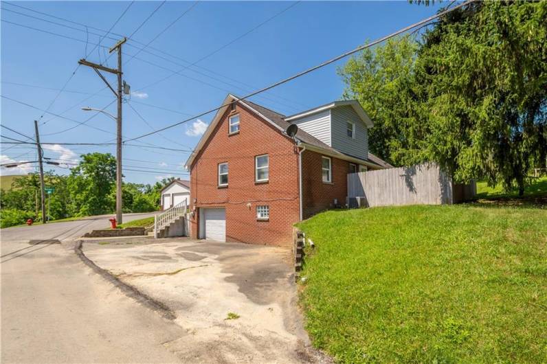 57 Welcome Street, Fredericktown, PA 15333, 4 Bedrooms Bedrooms, 9 Rooms Rooms,2 BathroomsBathrooms,Residential,For Sale,Welcome Street,0,1711672