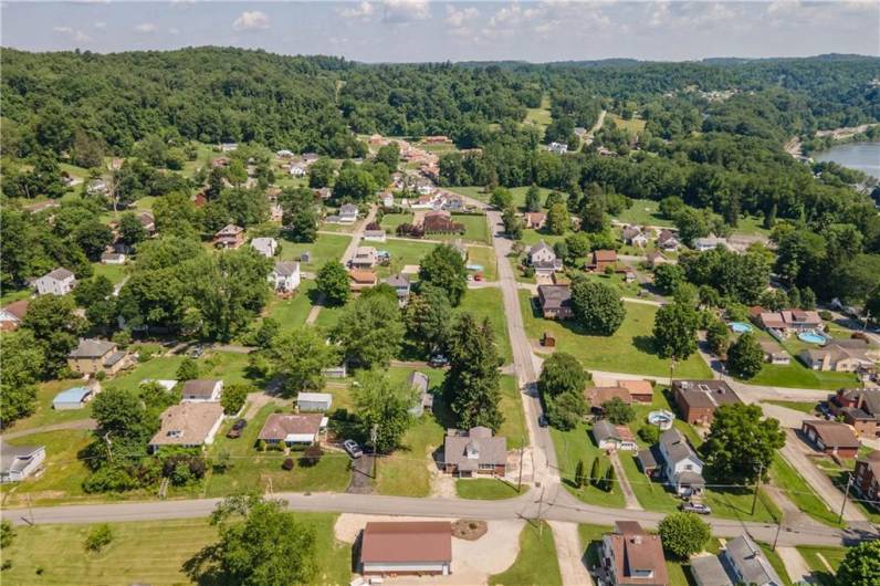 57 Welcome Street, Fredericktown, PA 15333, 4 Bedrooms Bedrooms, 9 Rooms Rooms,2 BathroomsBathrooms,Residential,For Sale,Welcome Street,0,1711672