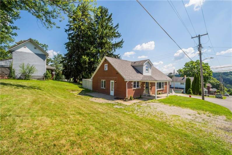 57 Welcome Street, Fredericktown, PA 15333, 4 Bedrooms Bedrooms, 9 Rooms Rooms,2 BathroomsBathrooms,Residential,For Sale,Welcome Street,0,1711672