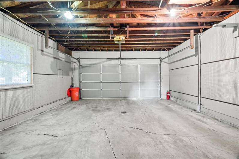 895 Christy Rd, Hermitage, PA 16148, 3 Bedrooms Bedrooms, 7 Rooms Rooms,2 BathroomsBathrooms,Residential,For Sale,Christy Rd,0,1711675