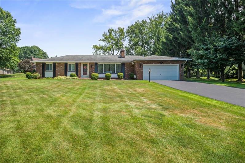 895 Christy Rd, Hermitage, PA 16148, 3 Bedrooms Bedrooms, 7 Rooms Rooms,2 BathroomsBathrooms,Residential,For Sale,Christy Rd,0,1711675