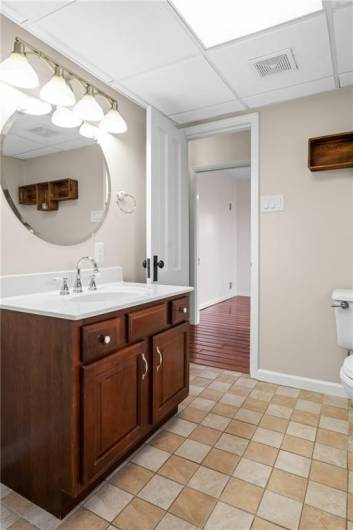 Updated Full bathroom ~ w/ceramic flooring