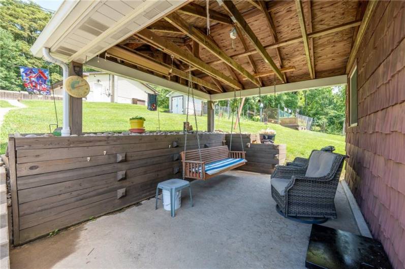 116 Burrell Hill Rd, Penn, PA 15675, 2 Bedrooms Bedrooms, ,2 BathroomsBathrooms,Residential,For Sale,Burrell Hill Rd,0,1711678