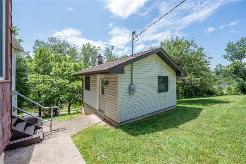 116 Burrell Hill Rd, Penn, PA 15675, 2 Bedrooms Bedrooms, ,2 BathroomsBathrooms,Residential,For Sale,Burrell Hill Rd,0,1711678