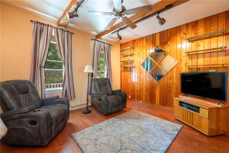 116 Burrell Hill Rd, Penn, PA 15675, 2 Bedrooms Bedrooms, ,2 BathroomsBathrooms,Residential,For Sale,Burrell Hill Rd,0,1711678
