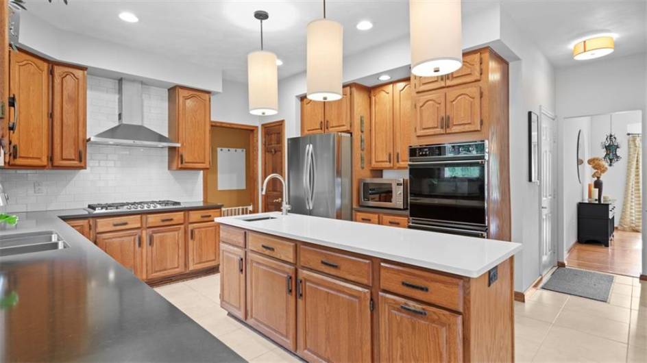 305 Jefferson St, Export, PA 15632, 5 Bedrooms Bedrooms, ,2.2 BathroomsBathrooms,Residential,For Sale,Jefferson St,0,1711679