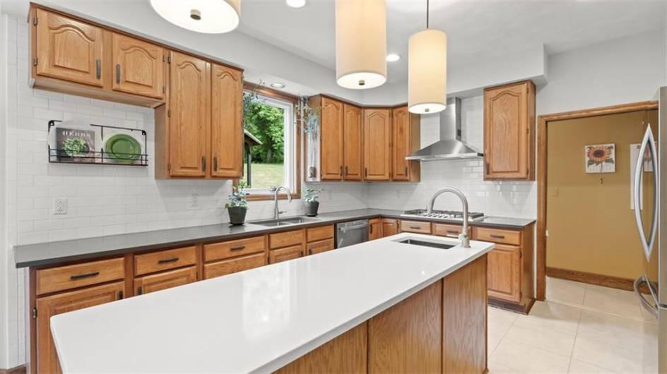 305 Jefferson St, Export, PA 15632, 5 Bedrooms Bedrooms, ,2.2 BathroomsBathrooms,Residential,For Sale,Jefferson St,0,1711679