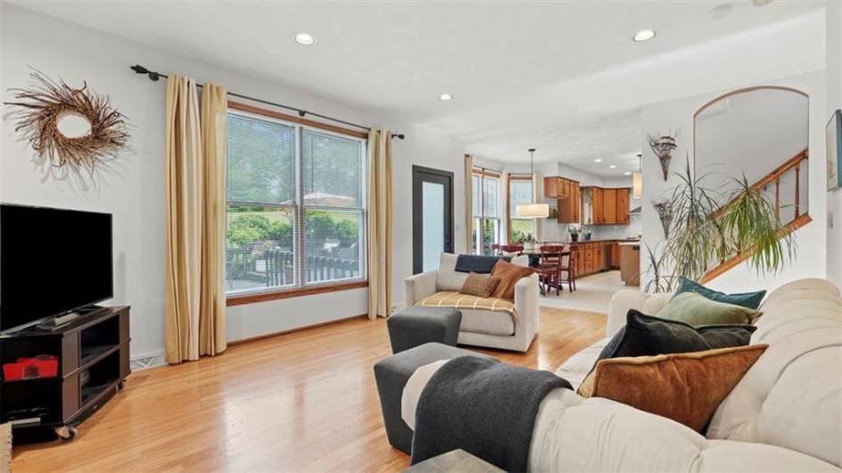 305 Jefferson St, Export, PA 15632, 5 Bedrooms Bedrooms, ,2.2 BathroomsBathrooms,Residential,For Sale,Jefferson St,0,1711679