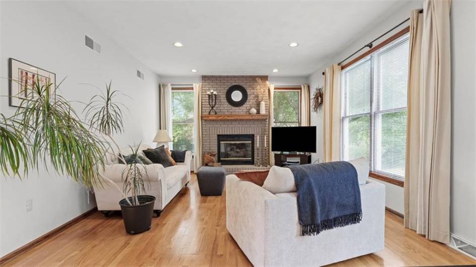 305 Jefferson St, Export, PA 15632, 5 Bedrooms Bedrooms, ,2.2 BathroomsBathrooms,Residential,For Sale,Jefferson St,0,1711679