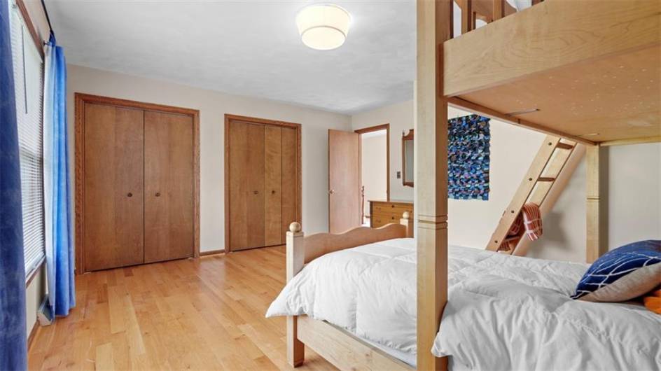 305 Jefferson St, Export, PA 15632, 5 Bedrooms Bedrooms, ,2.2 BathroomsBathrooms,Residential,For Sale,Jefferson St,0,1711679