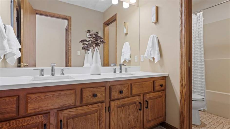 305 Jefferson St, Export, PA 15632, 5 Bedrooms Bedrooms, ,2.2 BathroomsBathrooms,Residential,For Sale,Jefferson St,0,1711679