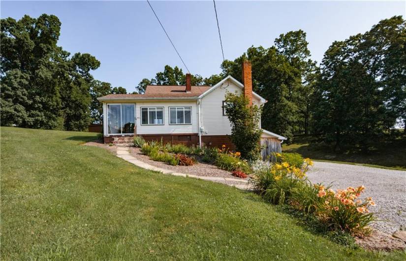 963 Herman Rd, Butler, PA 16002, 3 Bedrooms Bedrooms, 6 Rooms Rooms,1 BathroomBathrooms,Residential,For Sale,Herman Rd,0,1711680