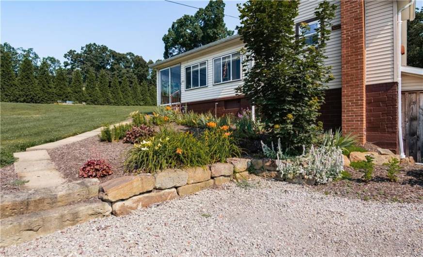 963 Herman Rd, Butler, PA 16002, 3 Bedrooms Bedrooms, 6 Rooms Rooms,1 BathroomBathrooms,Residential,For Sale,Herman Rd,0,1711680