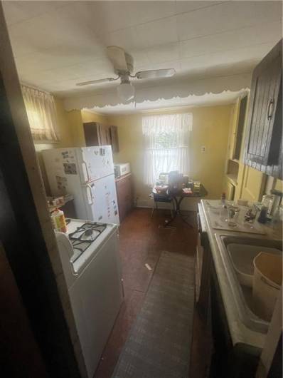 120 Odette St, Pittsburgh, PA 15227, 2 Bedrooms Bedrooms, 5 Rooms Rooms,1 BathroomBathrooms,Residential,For Sale,Odette St,0,1711682