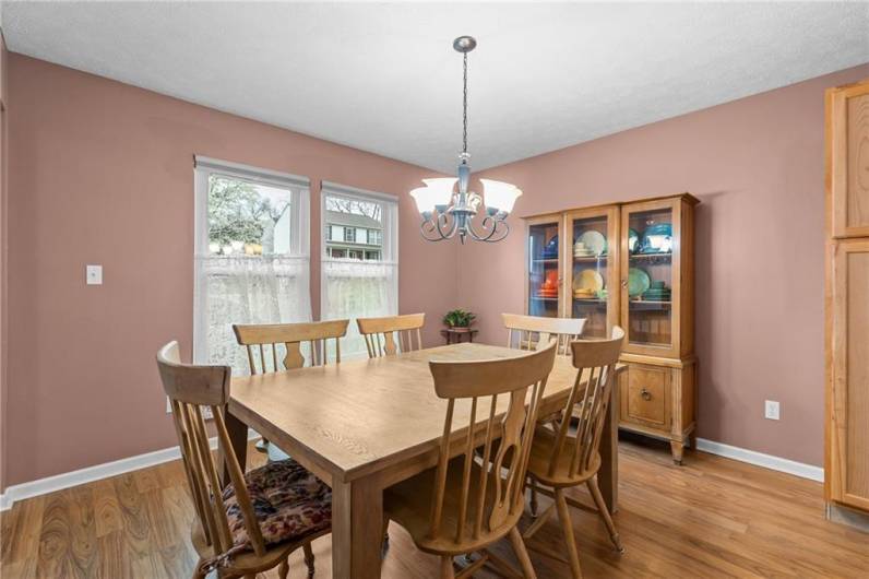 951 Castlegate Cir, Greensburg, PA 15601, 4 Bedrooms Bedrooms, 10 Rooms Rooms,2.1 BathroomsBathrooms,Residential,For Sale,Castlegate Cir,0,1711683