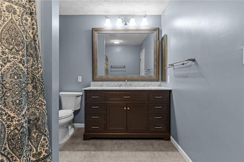 951 Castlegate Cir, Greensburg, PA 15601, 4 Bedrooms Bedrooms, 10 Rooms Rooms,2.1 BathroomsBathrooms,Residential,For Sale,Castlegate Cir,0,1711683