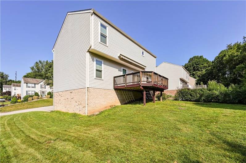 951 Castlegate Cir, Greensburg, PA 15601, 4 Bedrooms Bedrooms, 10 Rooms Rooms,2.1 BathroomsBathrooms,Residential,For Sale,Castlegate Cir,0,1711683