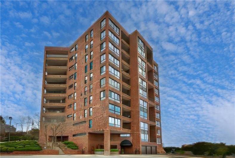 1700 Grandview Ave, Pittsburgh, PA 15211, 2 Bedrooms Bedrooms, ,2 BathroomsBathrooms,Lease,For Sale,Grandview Ave,0,1711690